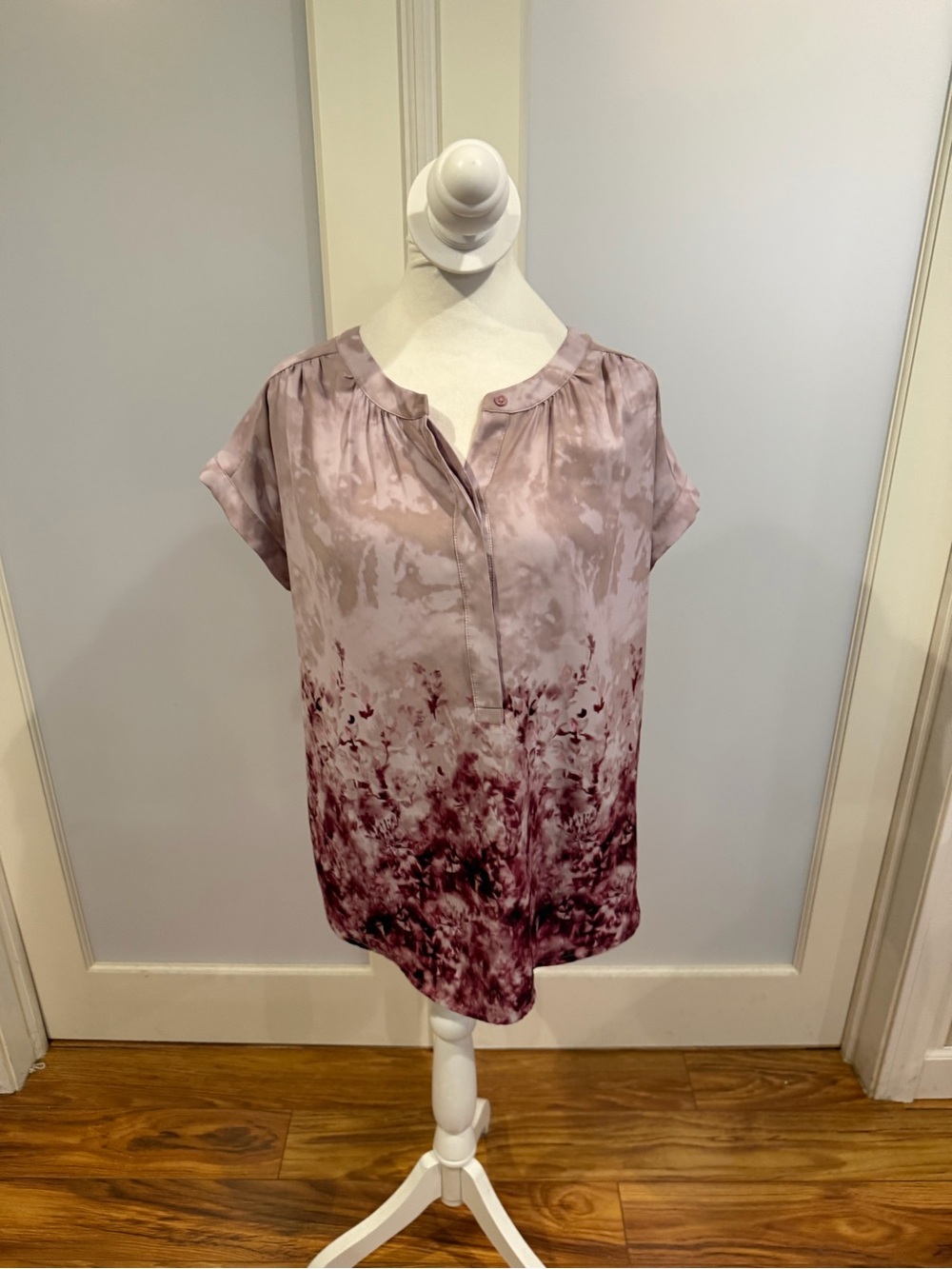 Simply Vera Vera Wang Pink and Plum Ombre Short Sleeve Blouse